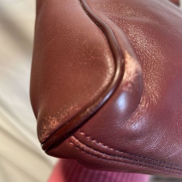 Etienne
Aigner Handbag VINTAGE - Picture 6 of 8